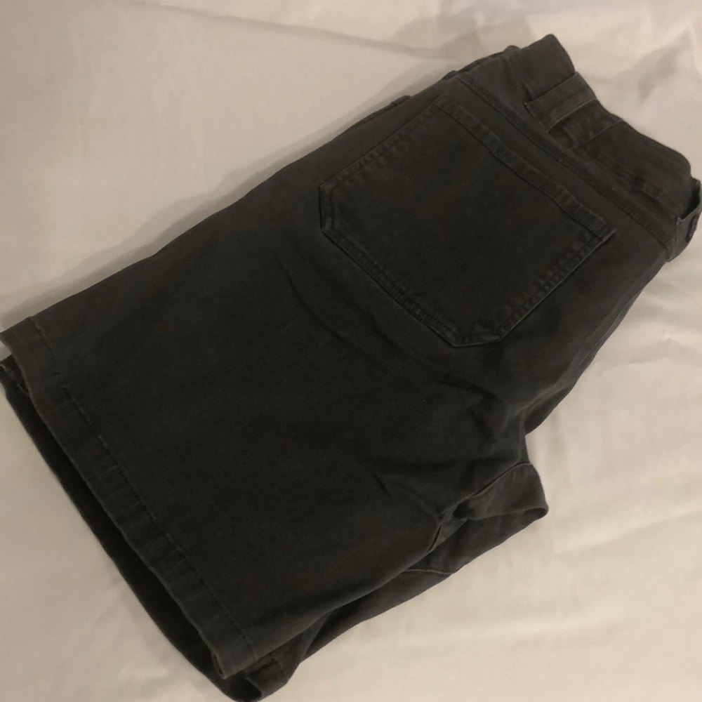 Gray men’s 34 shorts